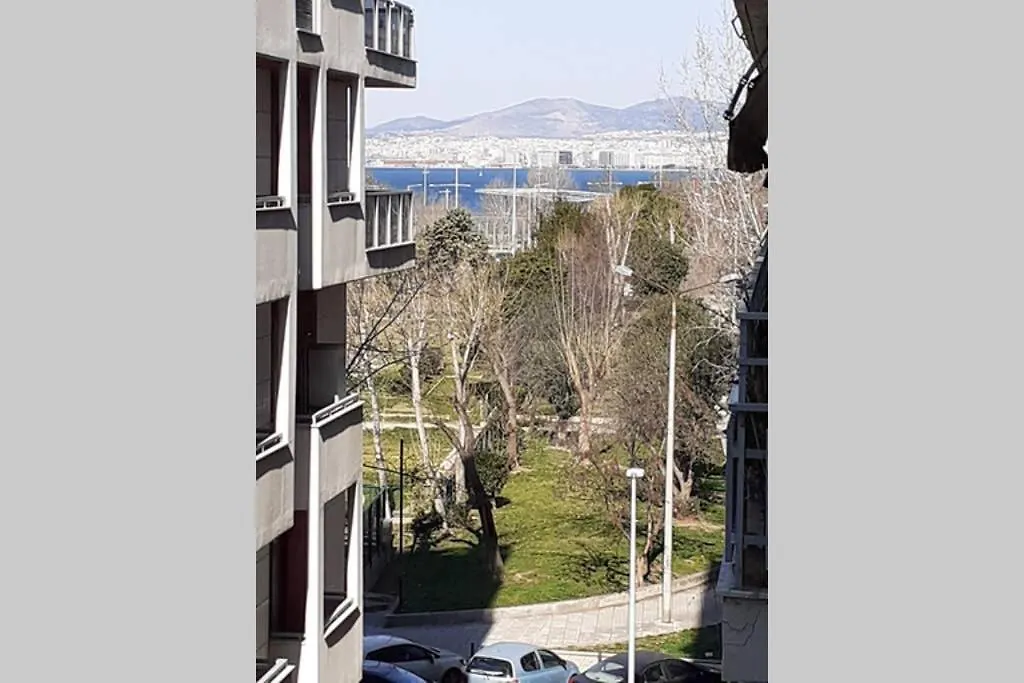 Thessaloniki Waterfront Apartment 0*,  Grecja